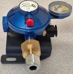 IGT Bulkhead Euro Gas Regulator 10mm Outlet With Manometer